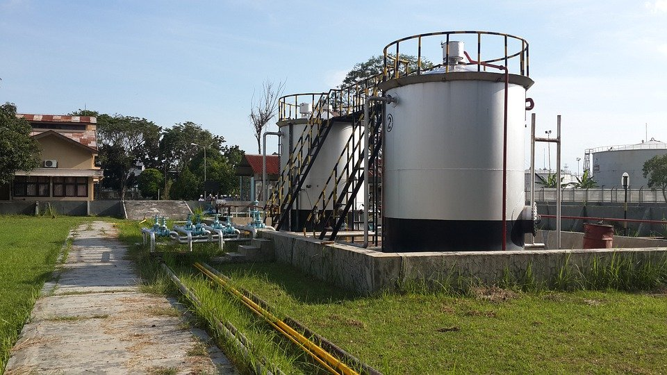 anks by oil and gas equipment supplier