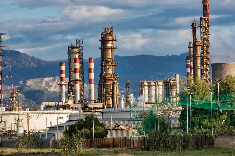 petroleum refinery  